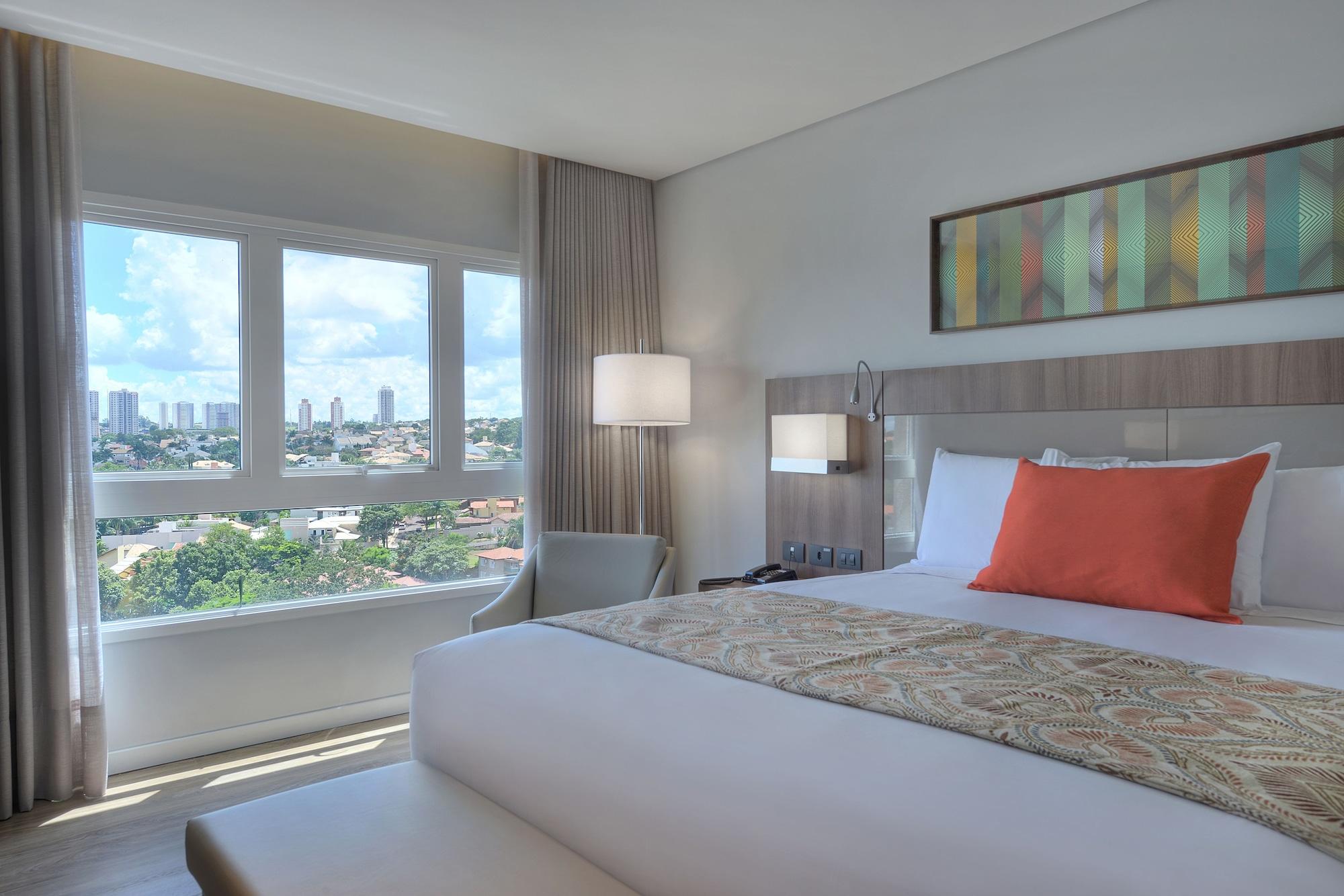 Deville Prime Campo Grande 캄푸그란지 외부 사진 A guest room at the Renaissance São Paulo